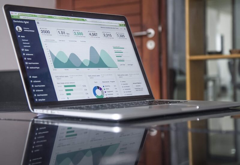 Semrush vs. Ahrefs – der ehrliche SEO-Tool-Vergleich 2026